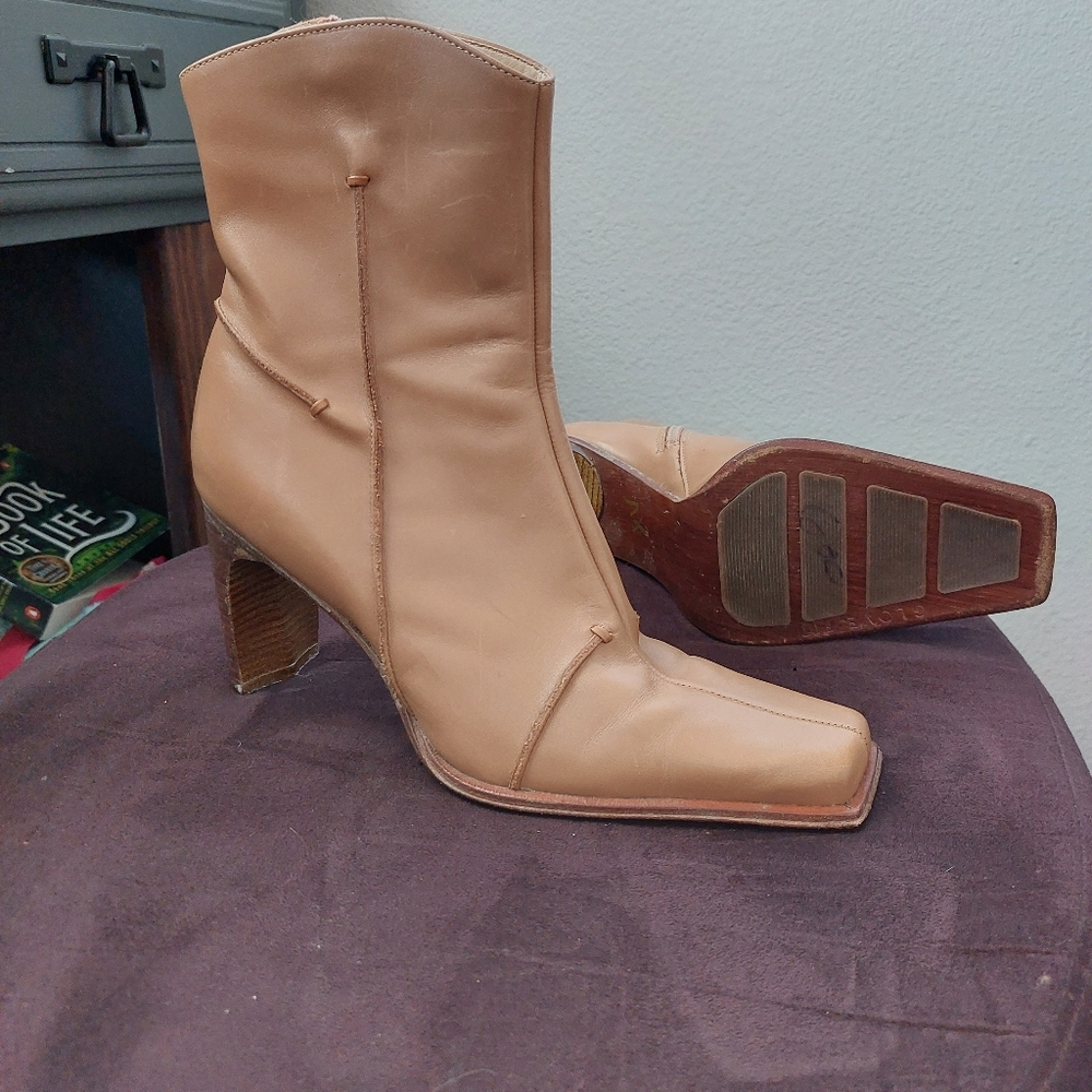 Antonio Melani boots